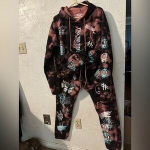 Eighty eight print jogger set